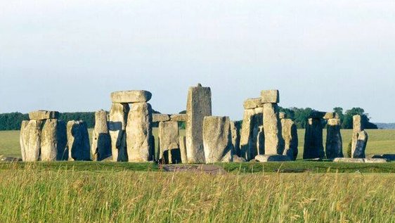 stonehenge in summer